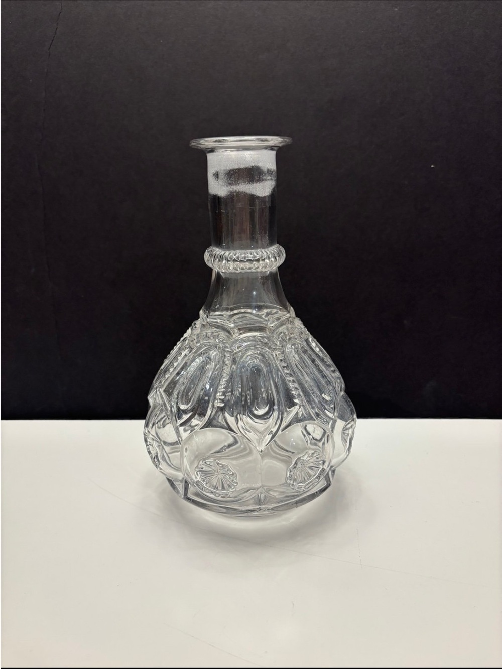 vintage LE Smith glass decanter without stopper